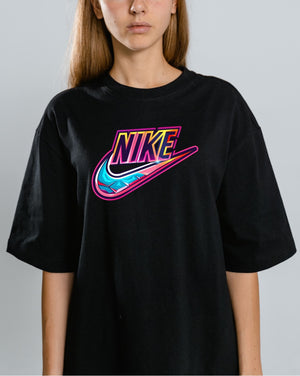 NIKE Sportswear Classic T-Shirt black chest print 3.0