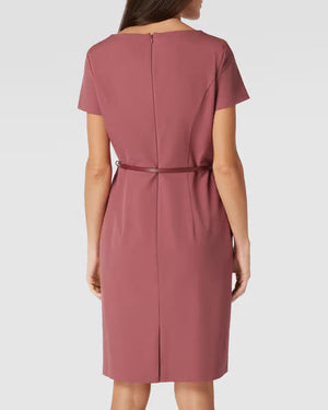Montego Knee-length dress with a belt in antique pin